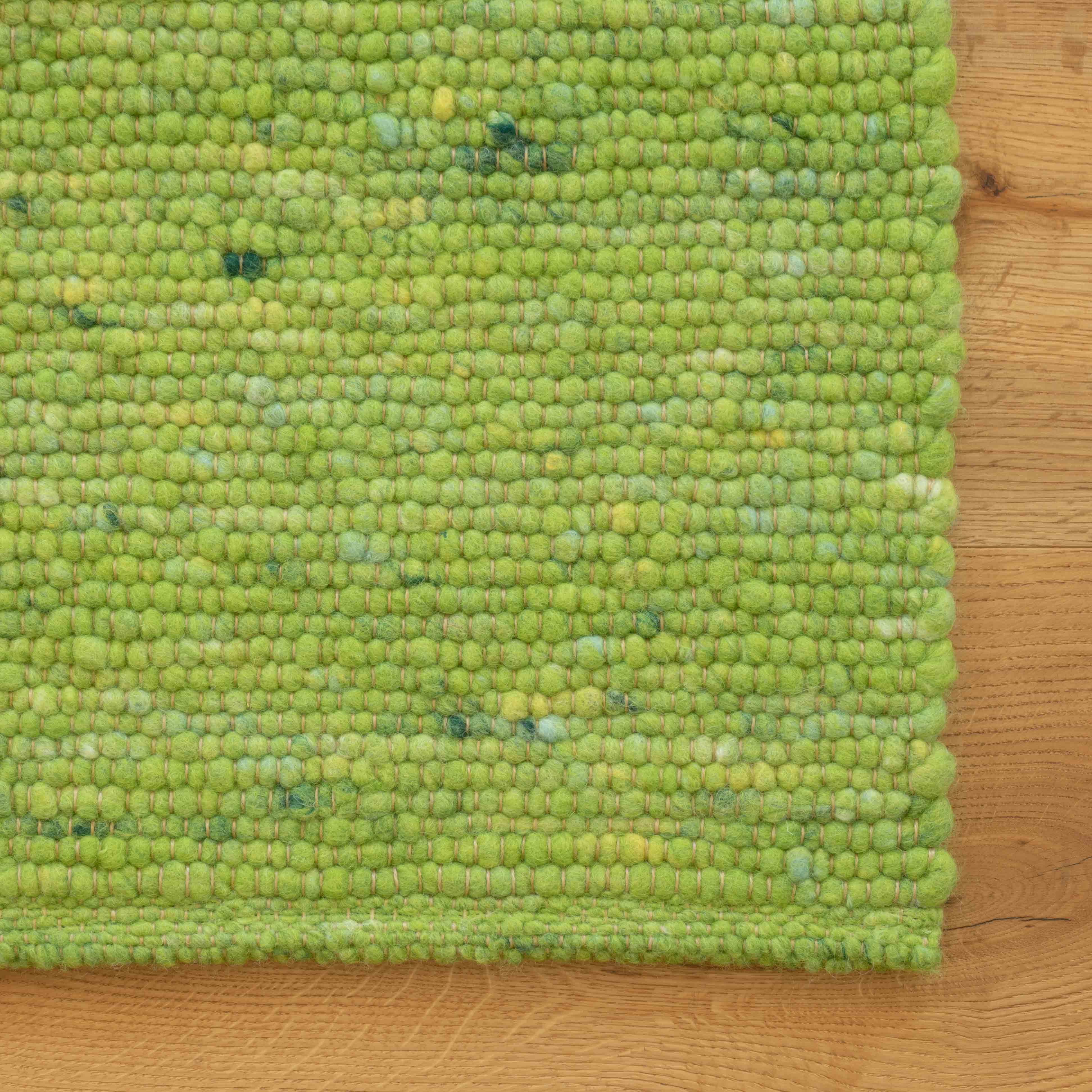 FAUNA 5 - Teppichmuster