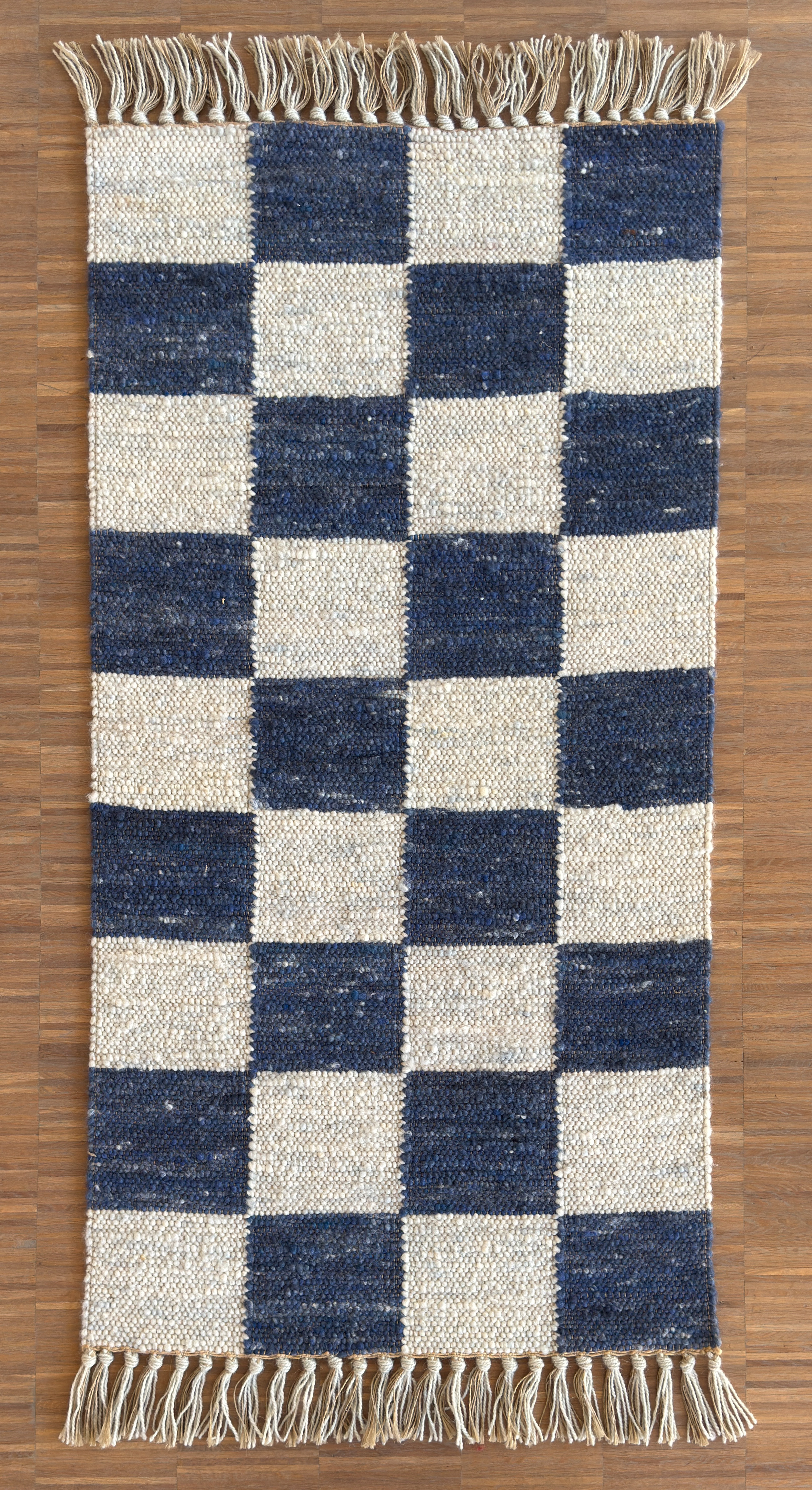 QUADRO mit Fransen fein flauschig - 70/140 cm