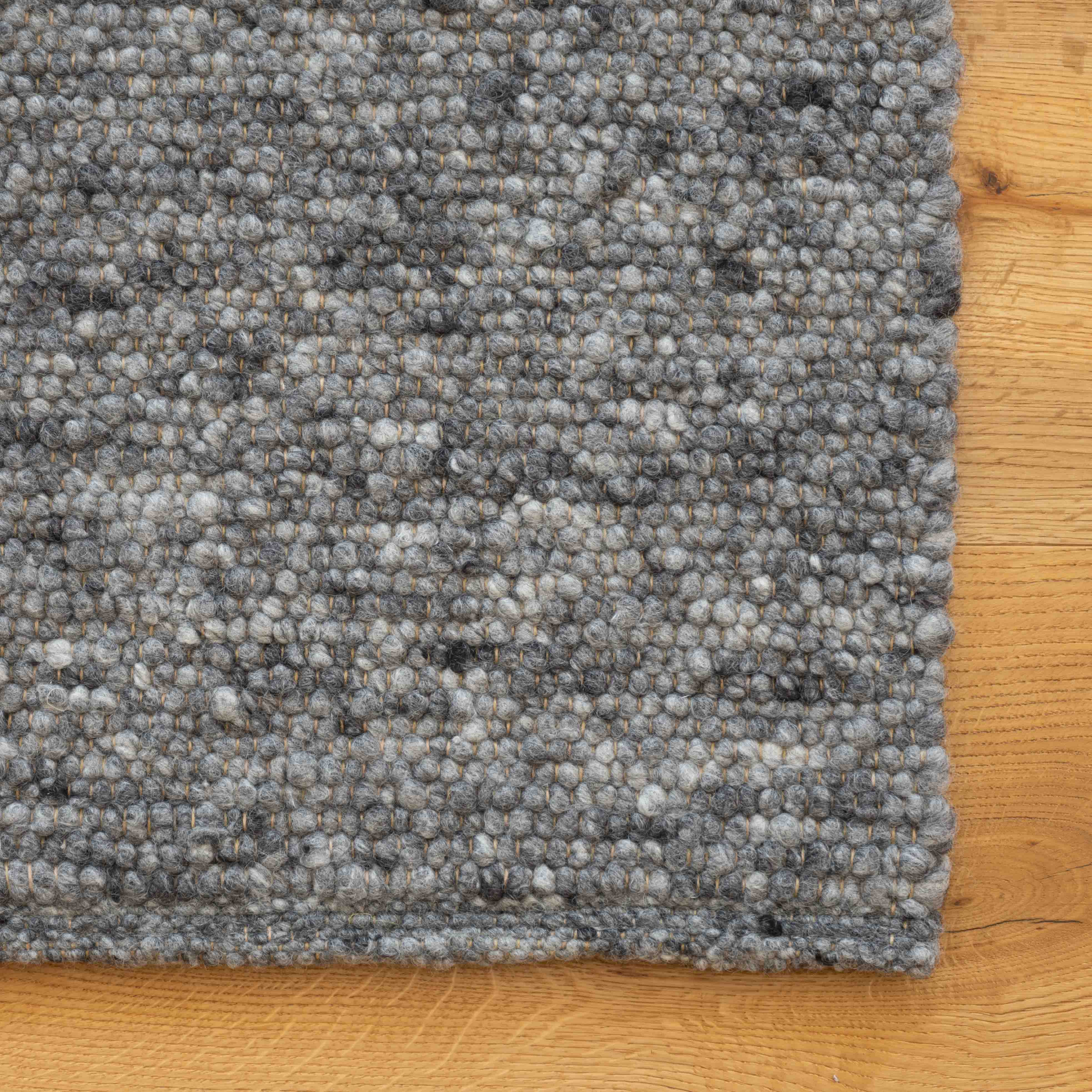 GRAPHIT 4 - Teppichmuster